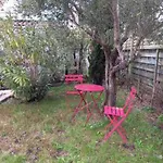Maison Familiale Entourée De Verdure Près D'arcachon, Plages Et Golfs 4*