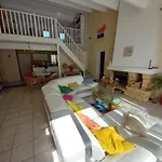 Maison Familiale Entourée De Verdure Près D'arcachon, Plages Et Golfs